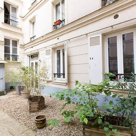 Coup de cœur à Montmartre Acomodação com café da manhã Paris Exterior foto